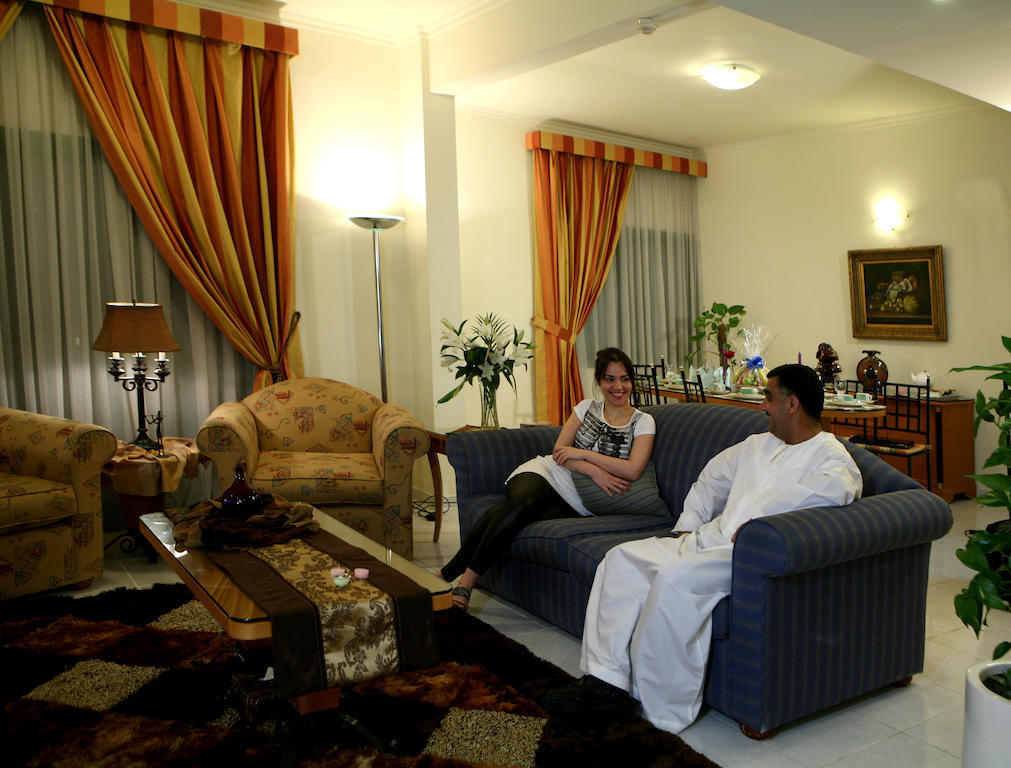 Khalidia Hotel Apartments Dubai Oda fotoğraf