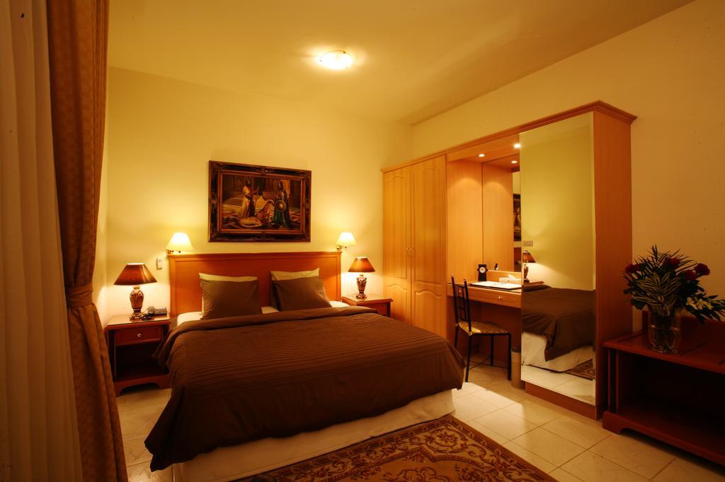 Khalidia Hotel Apartments Dubai Oda fotoğraf